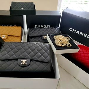 Meet your Posher, Winnie